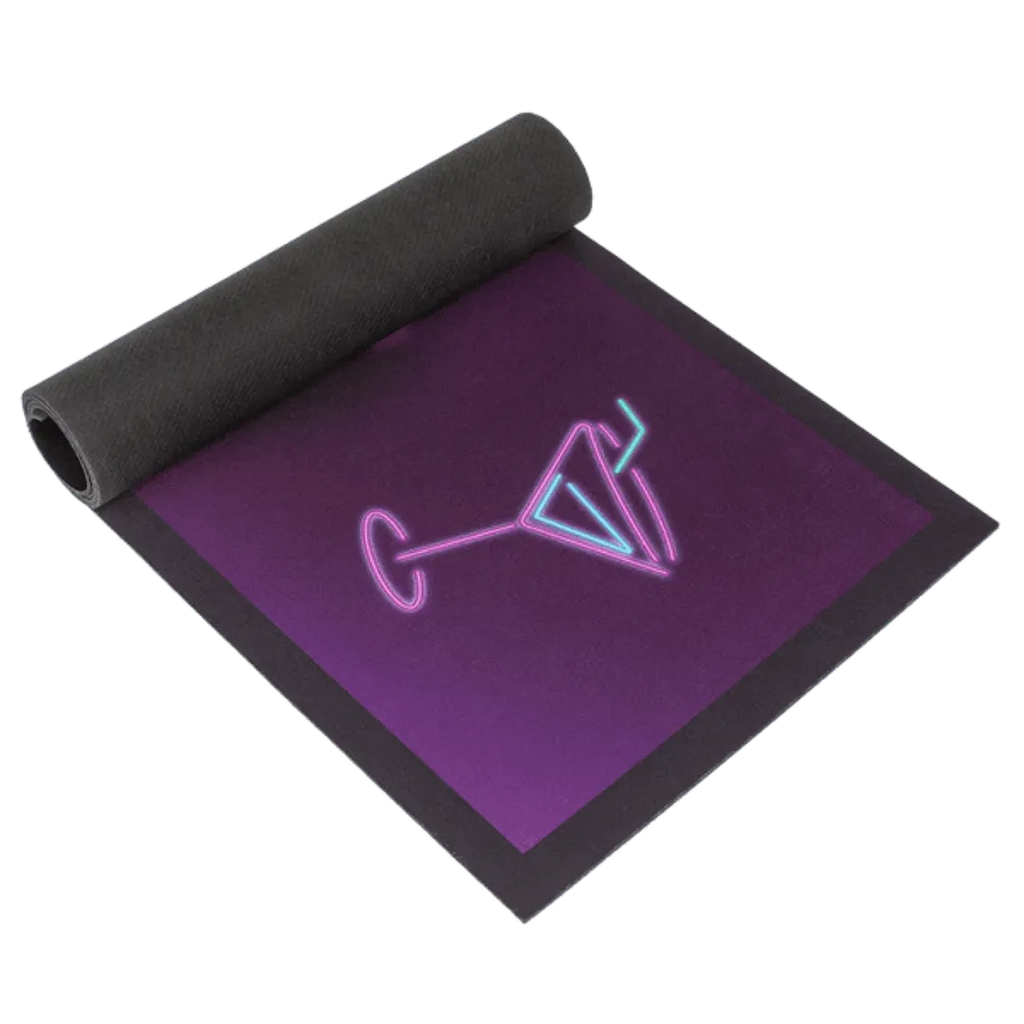 Detail van Bar Runner / Barmat 'Cocktails' (89x25cm) - Cadeautip voor bierliefhebbers